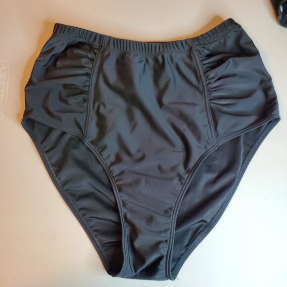 NEW WATER PRINCESS SZ XL 2 Piece Black Swimsuit Boho Cruisewear Vacation - Picture 7 of 11